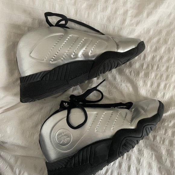 ADIDAS ORIGINALS X ALEXANDER WANG FUTURESHELL PLATINUM METALLIC - Picture 2 of 6